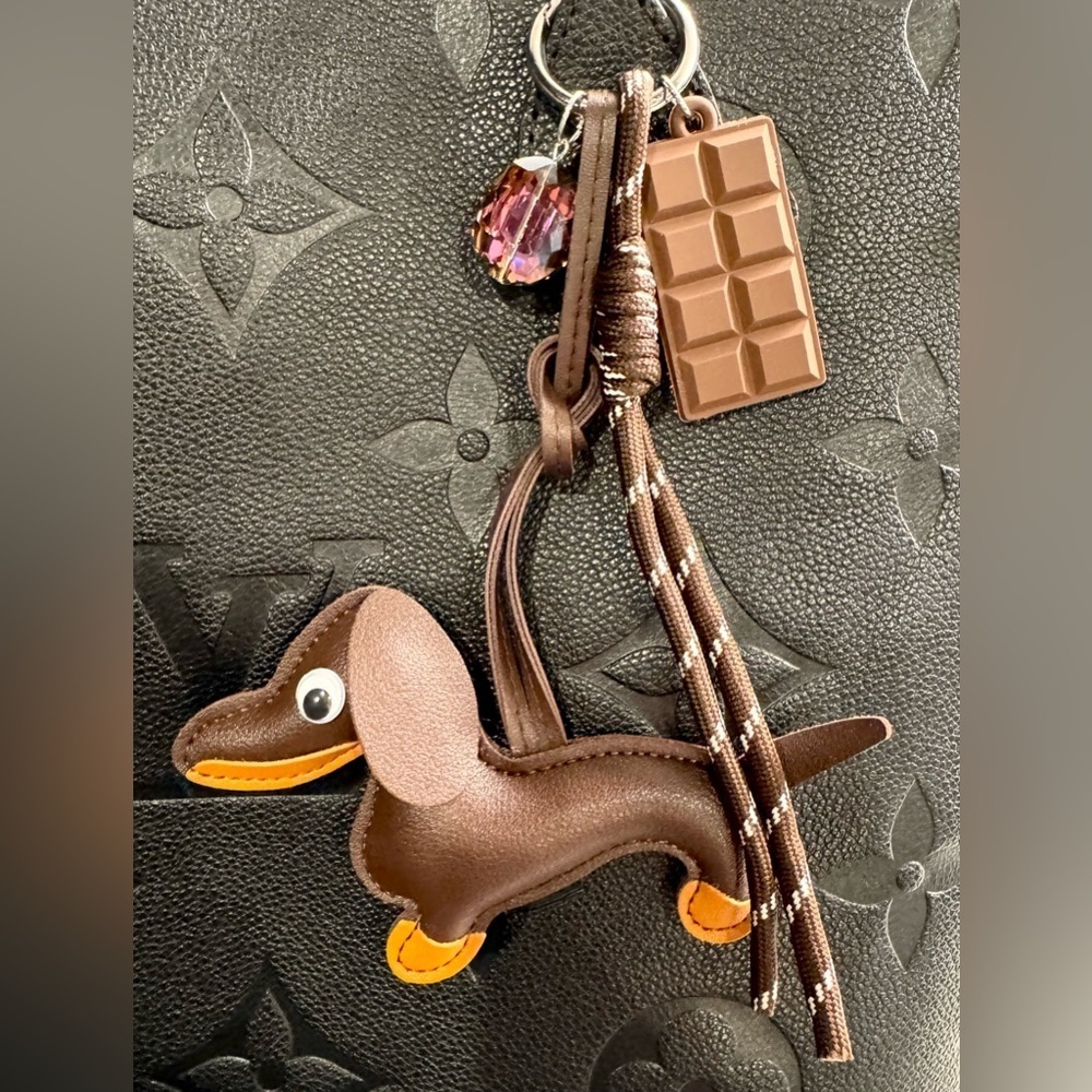 New Dachshund Weenie Dog Faux Leather Purse Bag Charm Keychain w/ Crystal - 8” - Picture 2 of 4